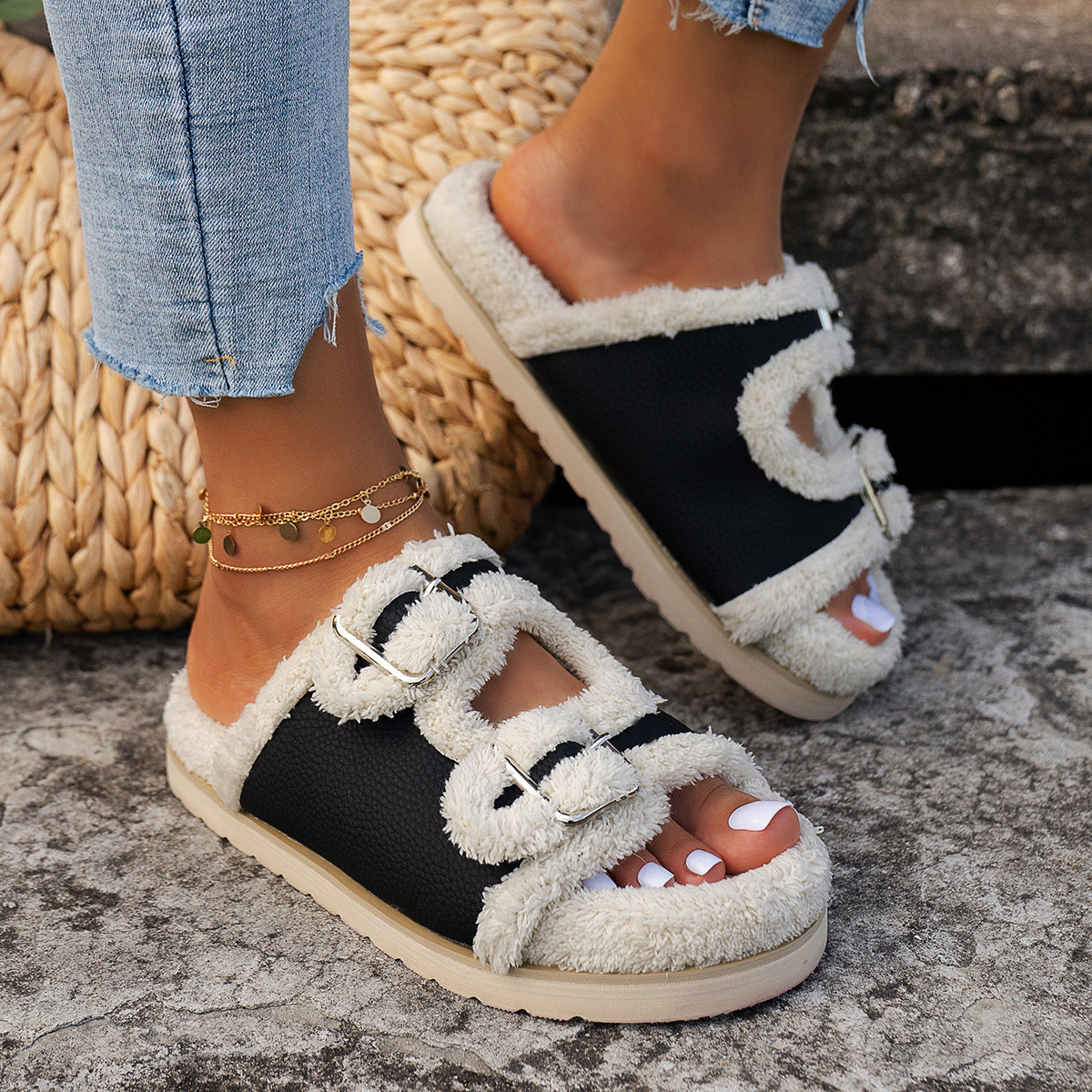 2024 Fashion Thick-soled Slippers Double Belt Buckle Plus Velvet New Style One-line Furry Slippers Lazy Double Buckle Thick-soled Women Shoes Outdoor 