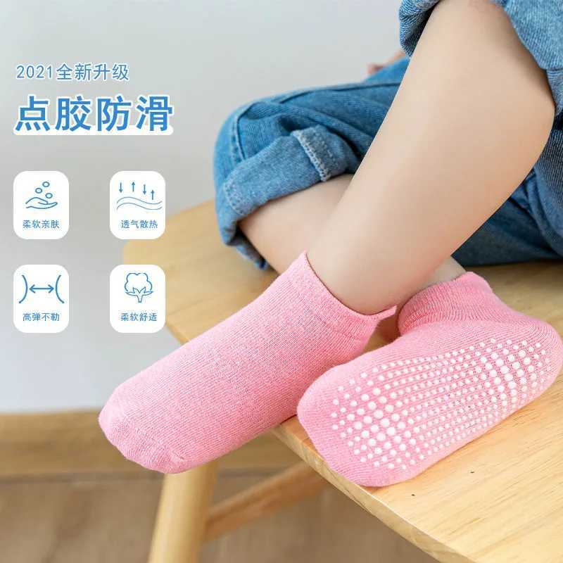 6 Pairs/lot 0 to 6 Yrs Cotton Childrens Anti-slip Boat Socks For Boys Girl Low Cut Floor Kid Sock With Rubber Grips Four Season CL240824