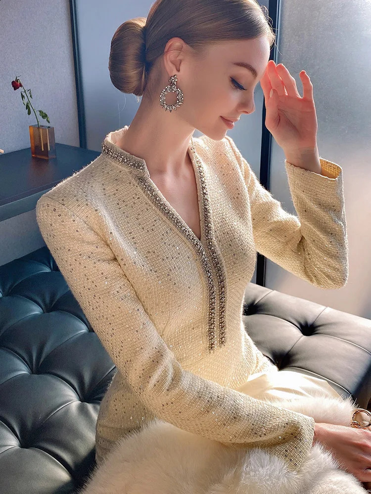 High-End Custom Tweed Dress for Women Drilling Sequined V-neck Long Sleeve Woolen Dress Banquet Party Autumn Winter Vestidos 240824