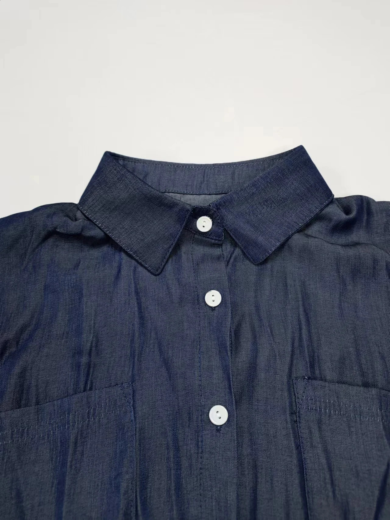 Womens Denim Shirt Spring and Autumn Loose Double Pocket Long Sleeve Versatile Casual Jacket Shirt 240823
