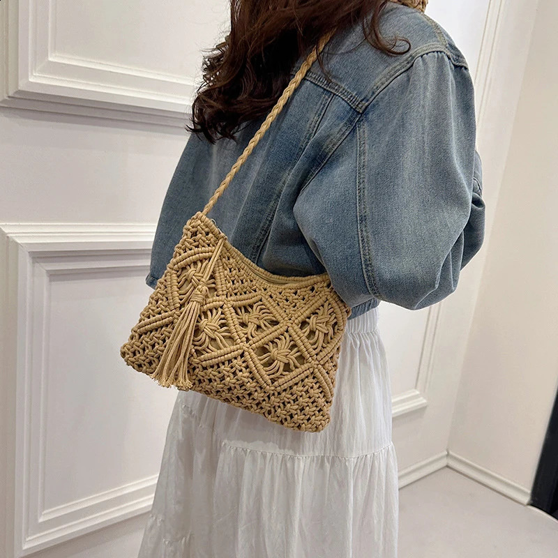 Fashionable womens hollow shoulder bag summer cross body beach travel handbag tassel messenger 250401
