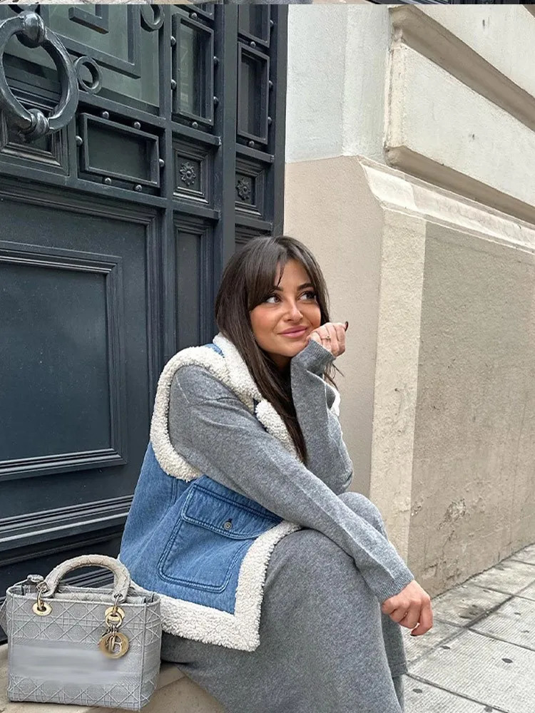 Faux Lamb Wool Denim Vest Women 2023 Autumn Winter DoubleFaced Sleeveless Lapel Pocket Waistcoat Female Fashion Patchwork Tops 240823