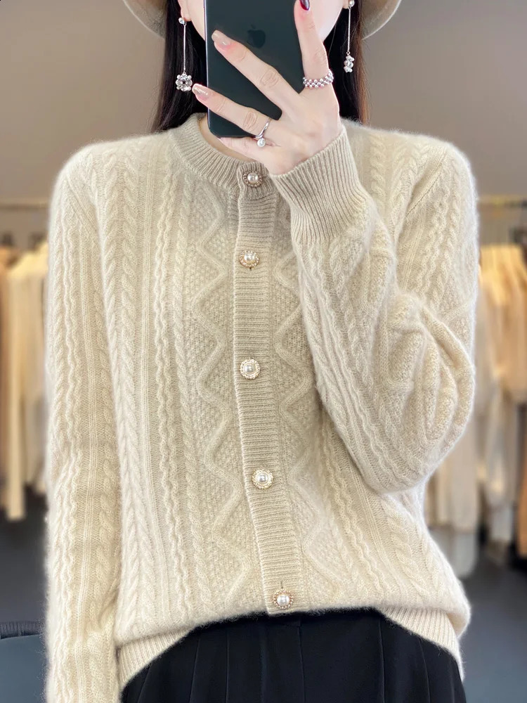 Autumn Winter Thick Sweater For Women 100% Merino Wool Cardigan O-Neck Long Sleeve Twist Flower Warm Cashmere Knitwear Tops 240824