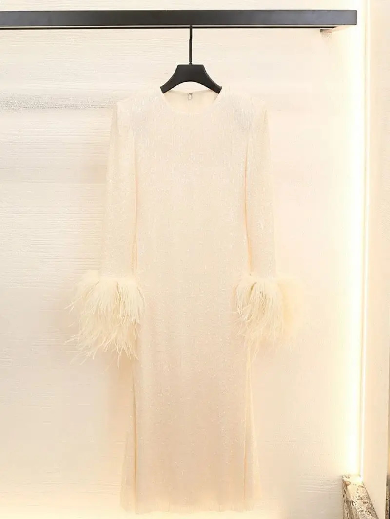 Women Sequined Tweed Mini Dress Tassels Feather Trim Long Sleeve O-Neck Ladies Elegant Long Robes for Spring 240824