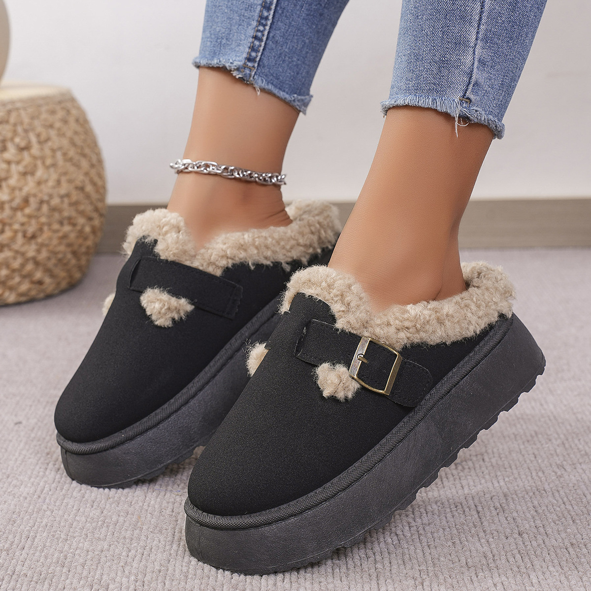 2024 Fashion Autumn Winter Snow Boots Ladies Thick Bottom Plush Buckle Warm Cotton Slippers Casual Shoes New Women Shoes High Quality Outdoor Large Si