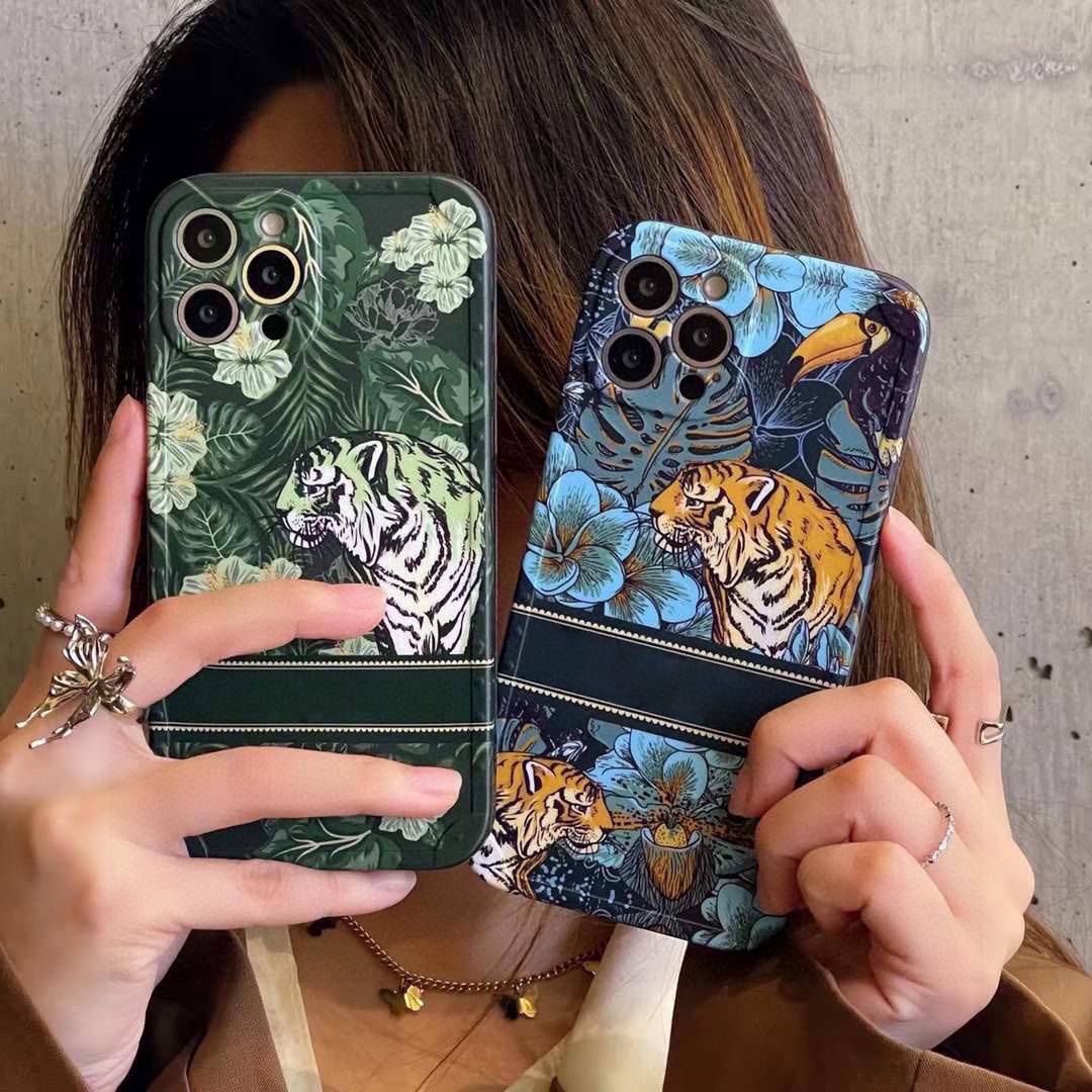Forest Tiger Designer Phone Case for Apple iPhone 17 16 Pro Max 15 Promax 14 Plus 13 12 11 Luxury Green Flower Print Shockproof Soft TPU Shell Ba
