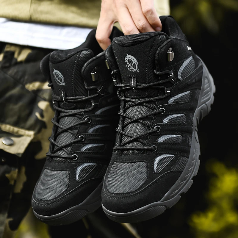 Autumn winter High Top Tactical Boots Outdoor Climbing Training Shoes Men Women Hiking Camping Ultralight Breathable 240822