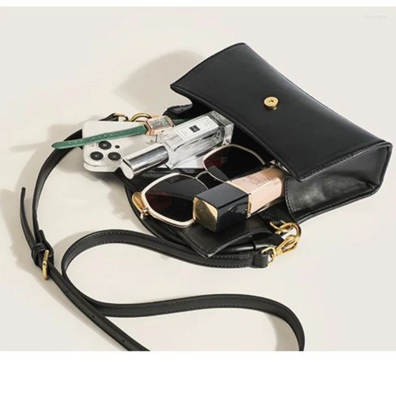 2025 NEW Shoulder Bags Small Square Bag Women's Advanced Sense Black Axillary Retro Fashion Trend Leisure Versatile Crossbody zhanyishengli