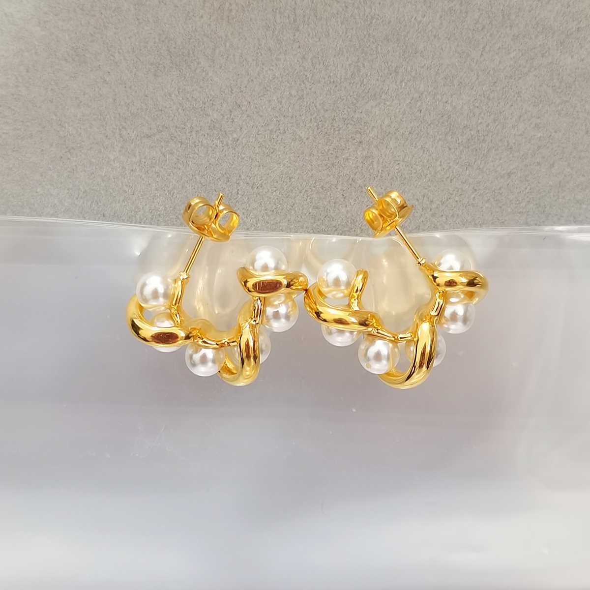 Earring Europe and the United States stainless steel French pearl earrings female ins net red temperament niche irregular earrings earrings