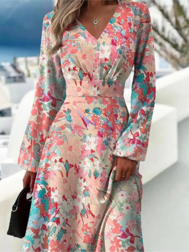 Spring Autumn Womens Slim Fit Fashionable Printed Dress With Flared Sleeves Sexy V-neck Long Sleeved Dress For Women 240823