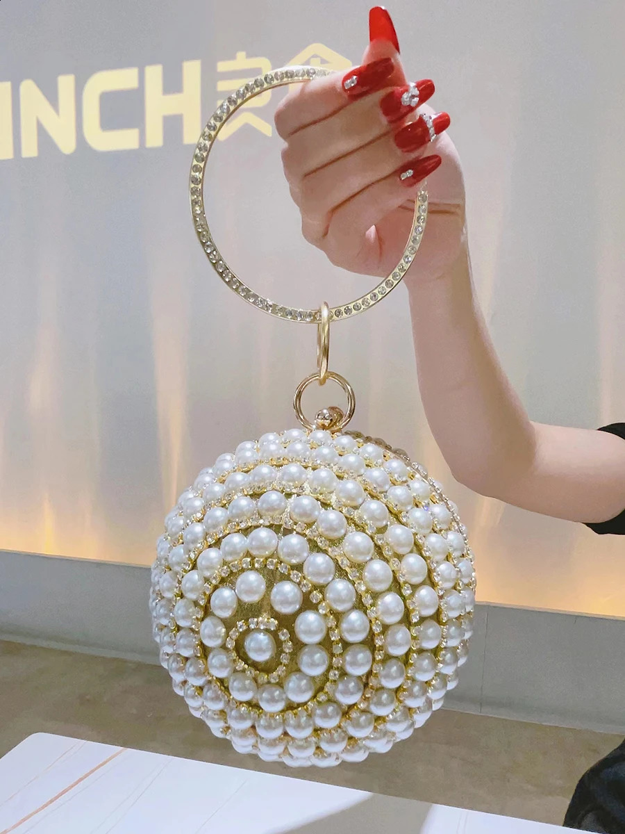 Round pearl clutch wallet handbag ious and elegant evening bag ring womens bride wedding party 240823
