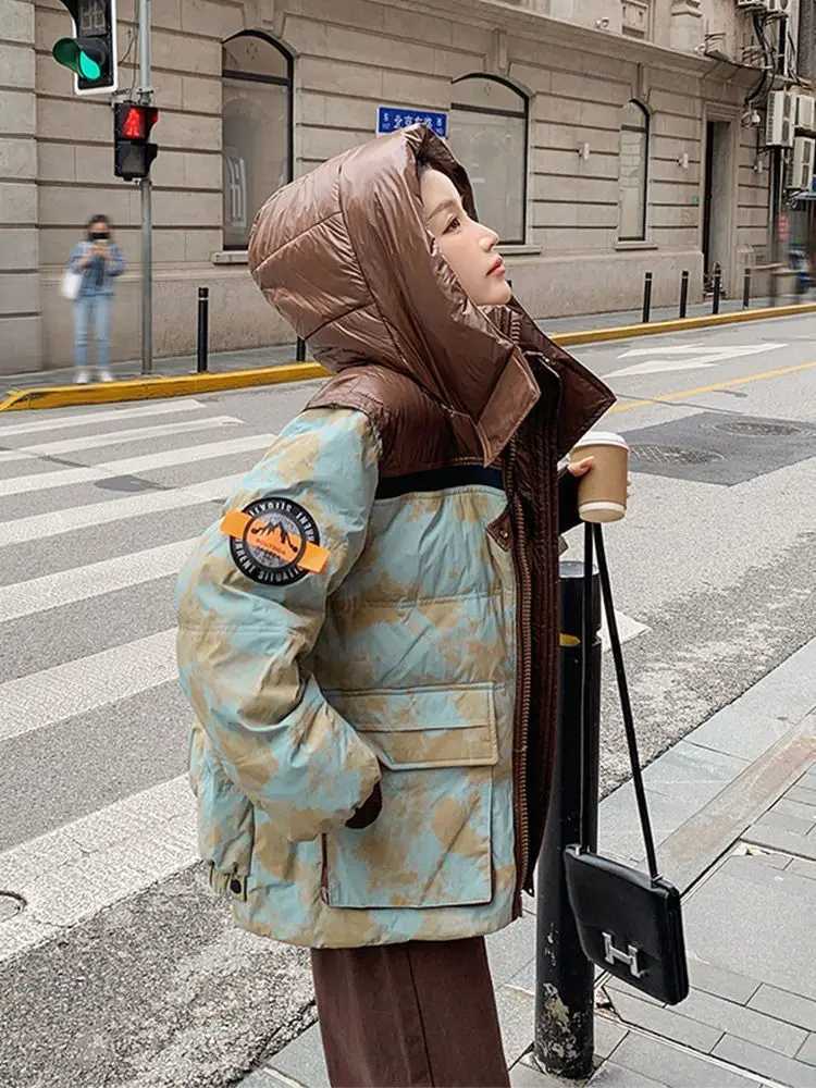 Women's Down Parkas Outerwear Winter Warm Hooded Short color matching Women Down Jacket New 90% White duck down Loose camouflage Womens Puffer Co