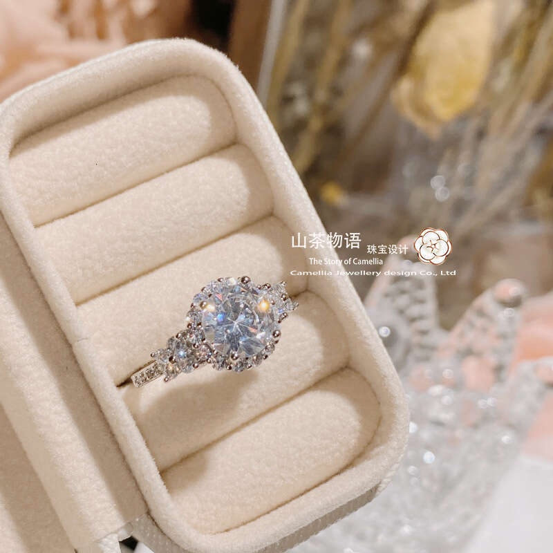 Band Rings 2024 New Luxury 925 Sterling Silver Diamond Luxury Big Wedding Rings Set for Bridal Women Engagement Finger Party Gift Designer Jewelry
