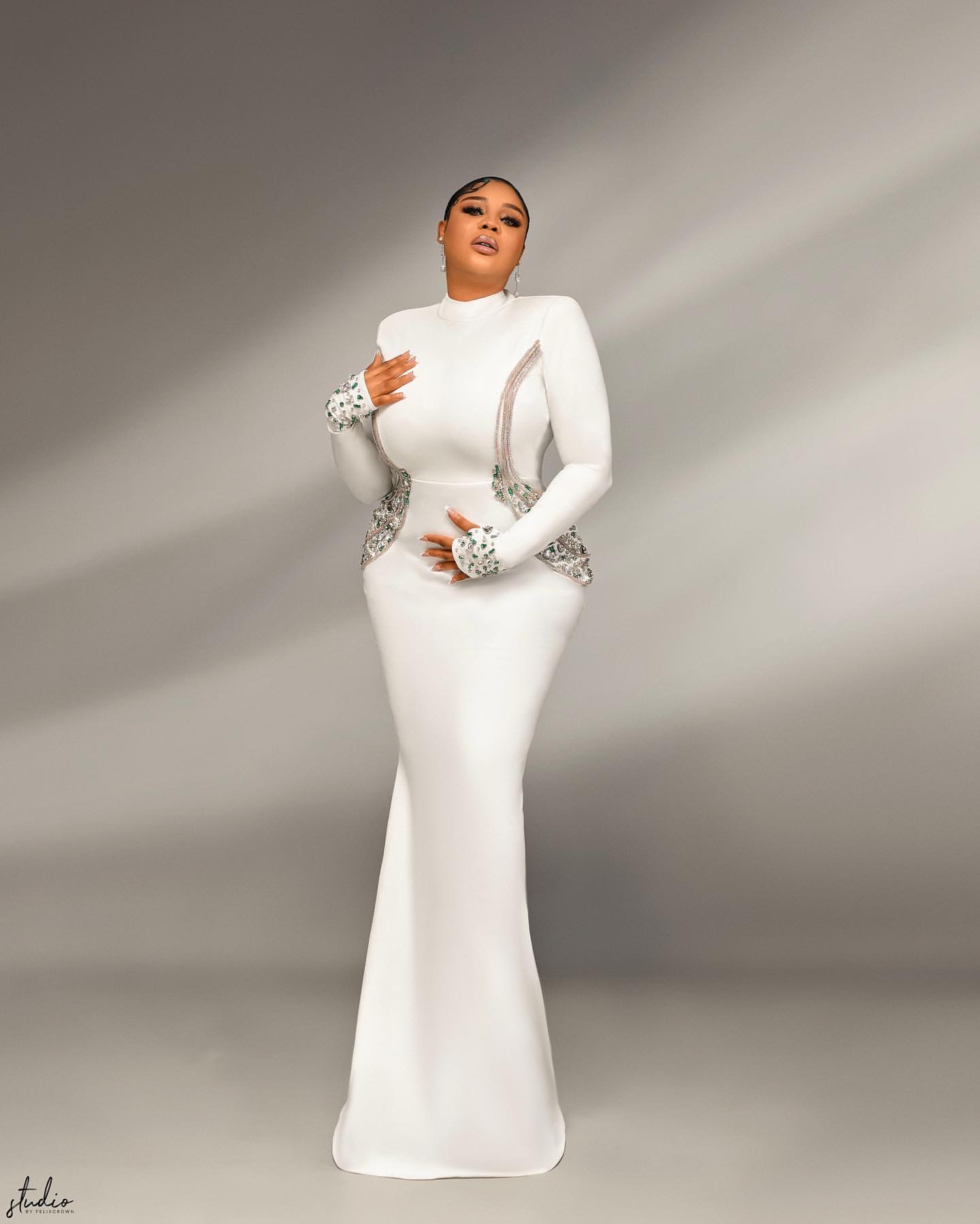 African Aso Ebi 2024 White Mermaid Prom Dress Satin Dresses For Special Occasions Beaded Rhinestones Evening Formal Party Birthday Second Engagement G