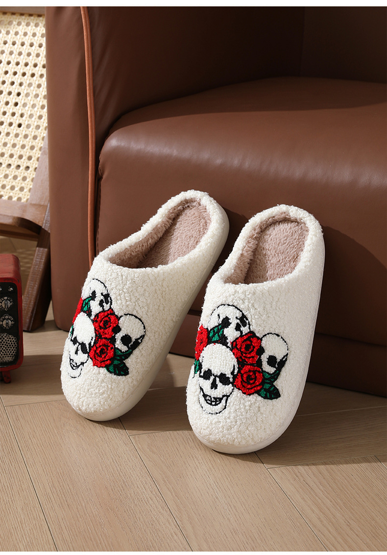New Designer Halloween slippers women home fashion comfortable Flat Slides non-slip indoor warm cartoon funny skull cotton slipper winter Hot Sale