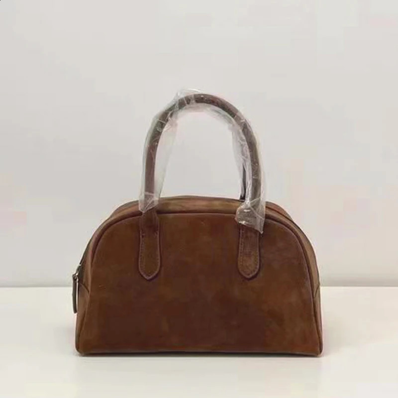 3 y er suede womens retro cross shaped bag pillow handbag 240824 4