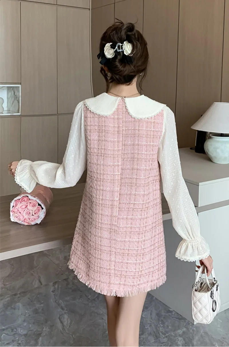 High Quality Autumn Runway Pink Tassels Plaid Long Sleeve Patchwork Mini Dress Tweed Woolen Women Loose Vintage Casual Dress 240824