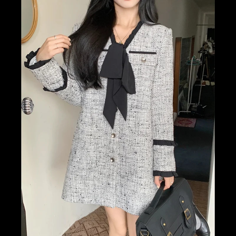 Women V-neck Patchwork Bow Tweed Suit Dress Autumn Winter Vintage Long Sleeve Loose Elegant French Sweet Mini Lady Dress 2XL 240824