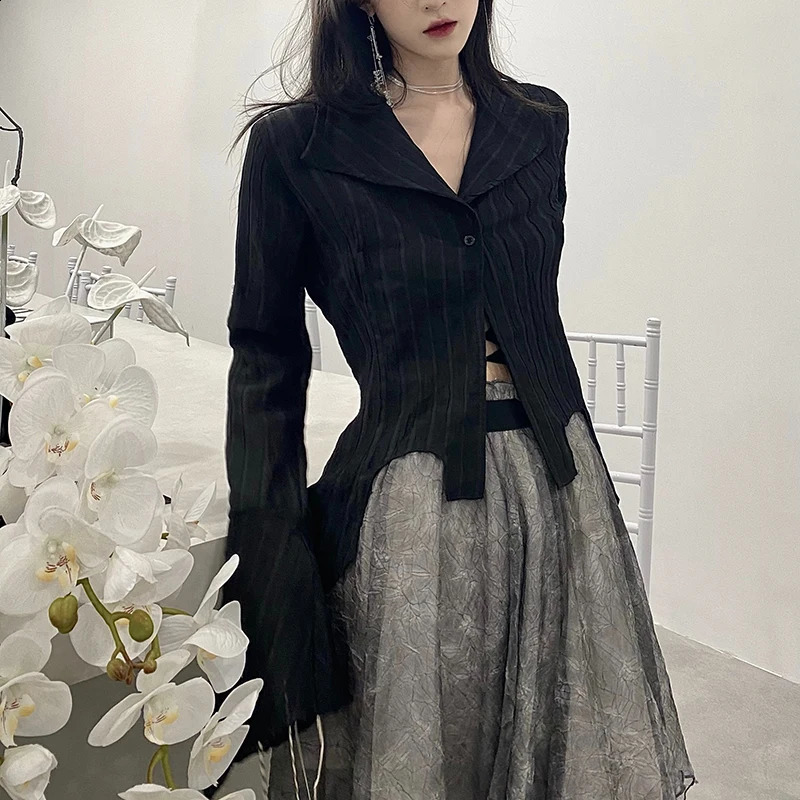 Gothic Women Black Shirts Korean Dark Academic Female ned Irregular Tops Spring Fashion Streetwear Y2K Blouse 240823