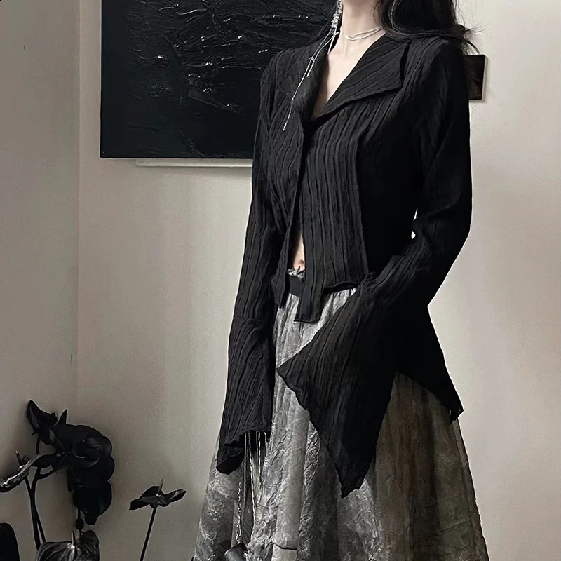 Gothic Women Black Shirts Korean Dark Academic Female ned Irregular Tops Spring Fashion Streetwear Y2K Blouse 240823