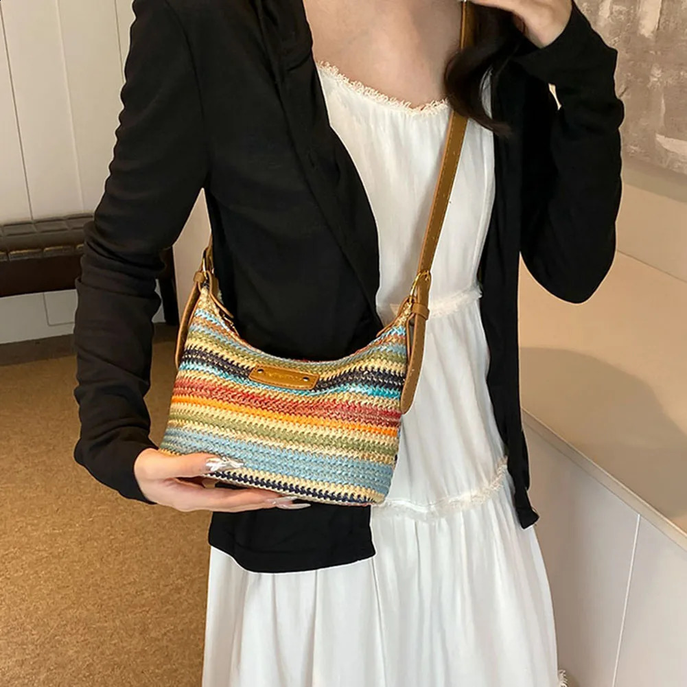 Fashion Straw Shoulder Bags Women Woven Top Handle Underarm Hobo Bag Crossbody Bag Summer Beach Travel Handbag Purse for Women 240823