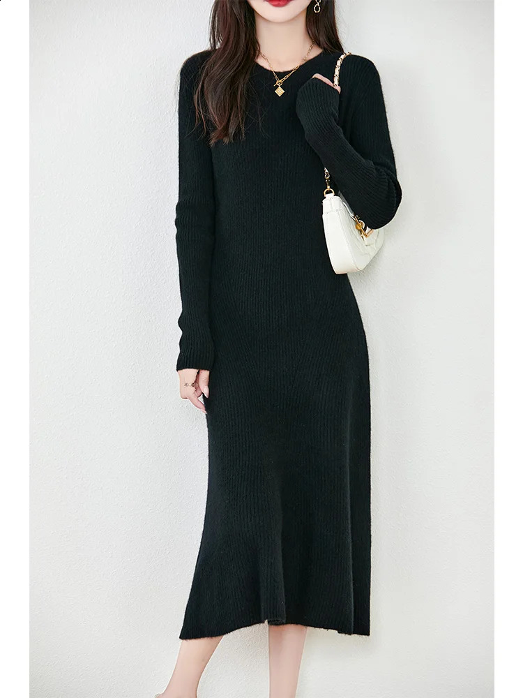 Womens Pure Wool Knitted Long Dress Round Neck Fishtail Skirt Slim Elegant Casual Fashionable Sweater Autumn/Winter 240824