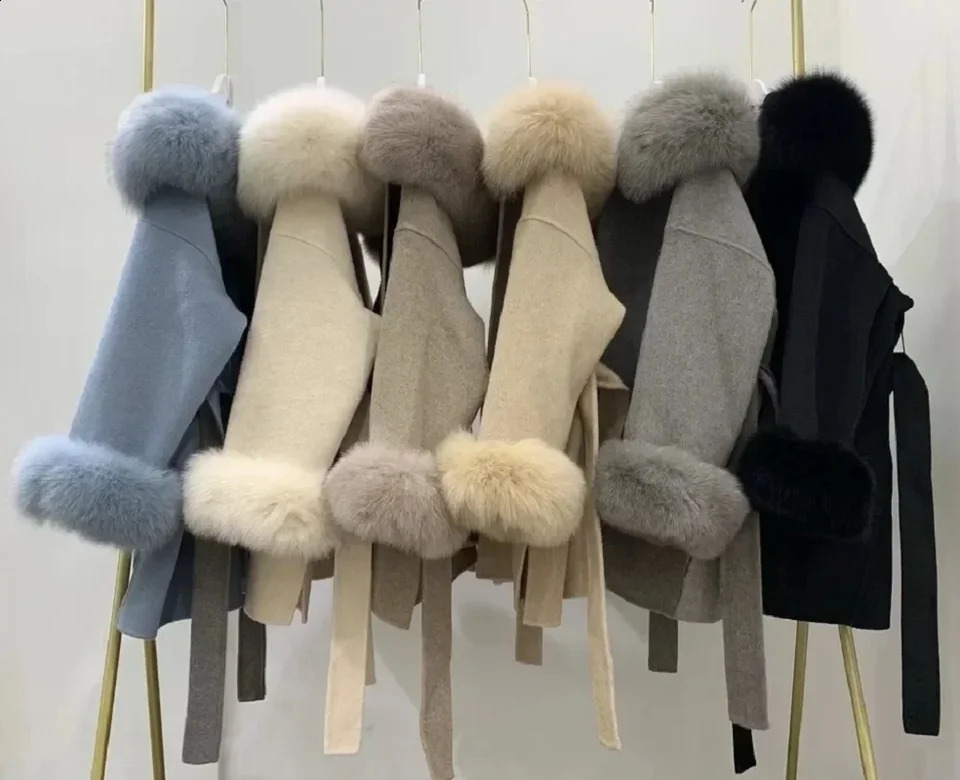 Fashion Faced Wool Ladies 2024 Winter Jacket Hooded Coat Womens True Fox Fur Coat Sleeveless Cashmere Two tone 240824