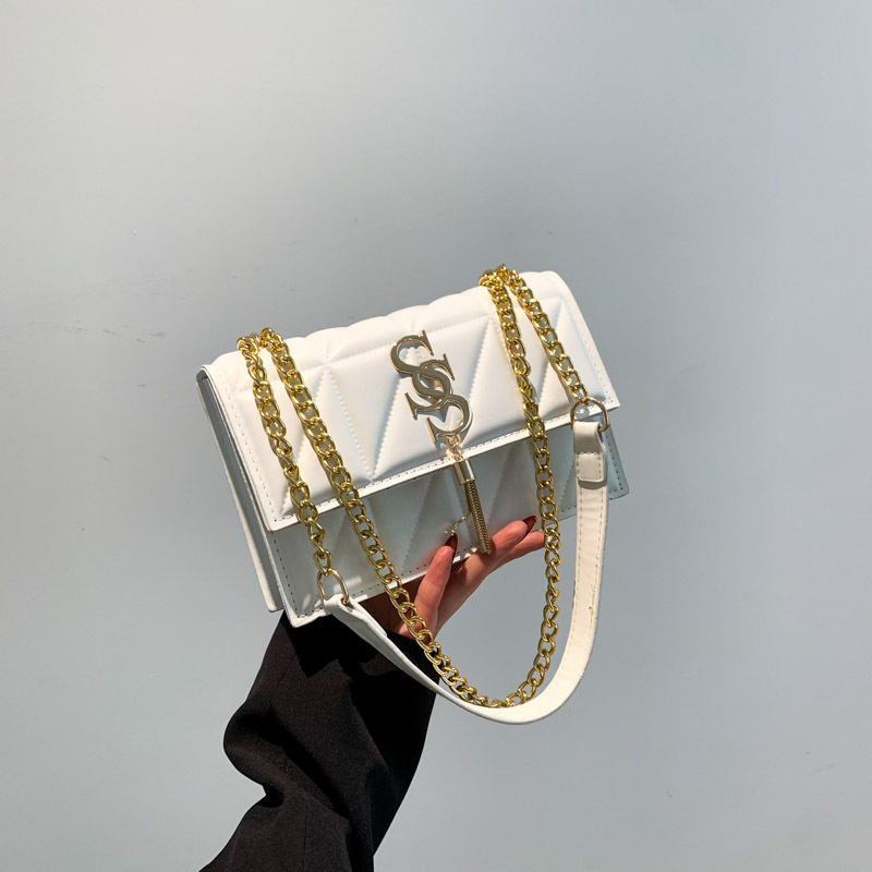 Korean Chic PU Leather Chain Crossbody Bag for Women - Stylish 2024 Handbag