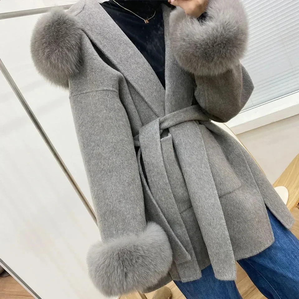 Fashion Faced Wool Ladies 2024 Winter Jacket Hooded Coat Womens True Fox Fur Coat Sleeveless Cashmere Two tone 240824