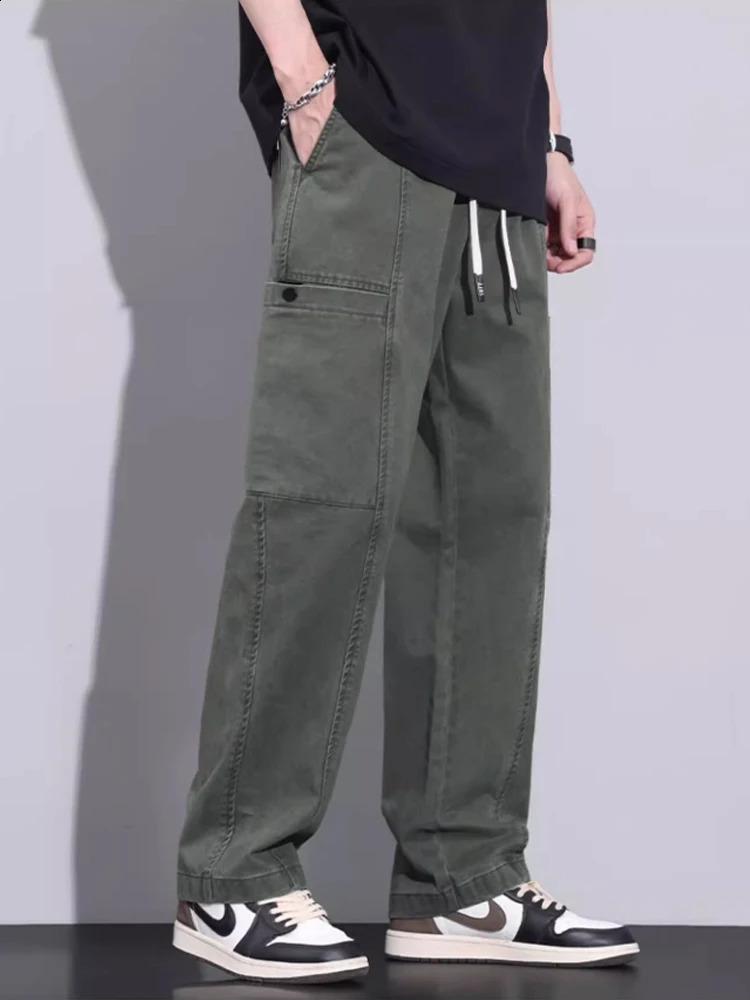 Multi pocket straight leg cargo pants mens drawstring casual wide sports wearresistant 240823