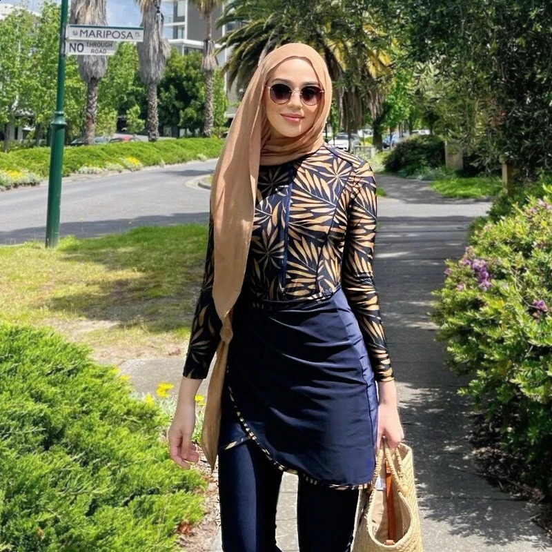 Women Modest Muslim Swimwear Patchwork Hijab Sport Long Sleeves Swimsuit 3pcs Islamic Wear Bathing Suit 240823
