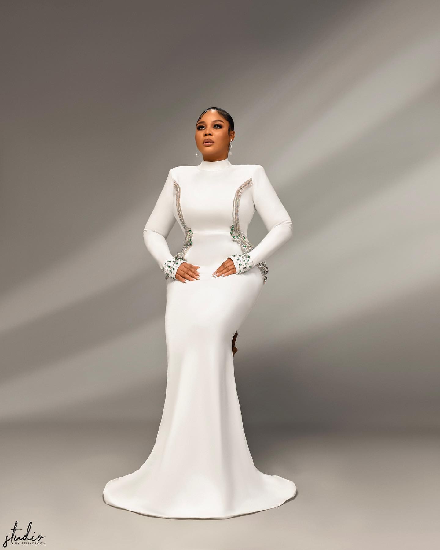 African Aso Ebi 2024 White Mermaid Prom Dress Satin Dresses For Special Occasions Beaded Rhinestones Evening Formal Party Birthday Second Engagement G