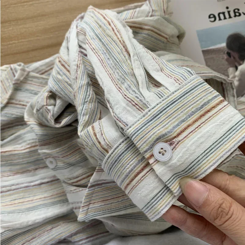 Vintage Striped Shirts Women Korean Fashion Simple Long Sleeve Turn Down Collar Blouse Office Lady Casual Loose Thin Tops 240823