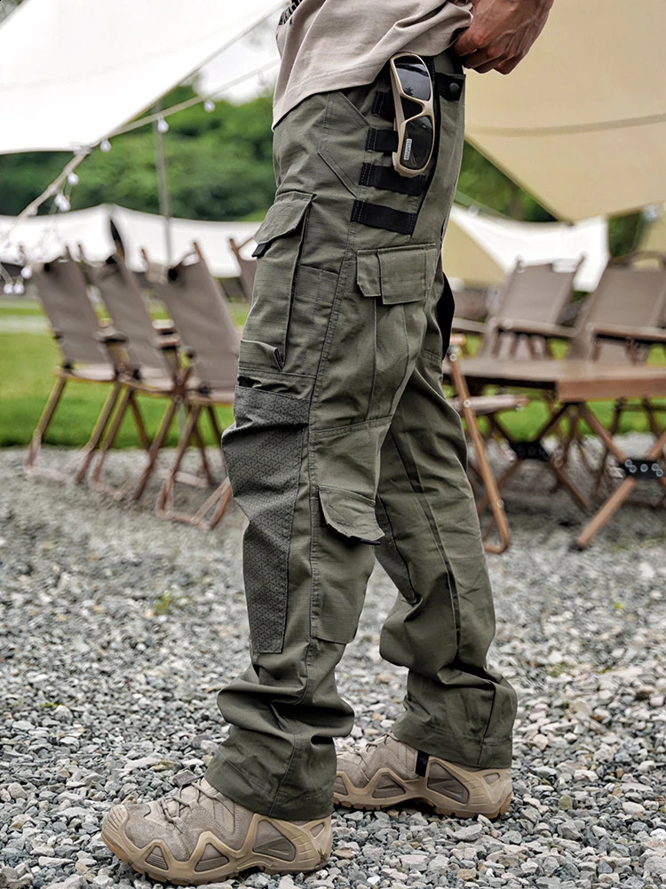 Wear resistant tactical pants mens military training multi pocket cargo handcart outdoor waterproof straight leg work 240823
