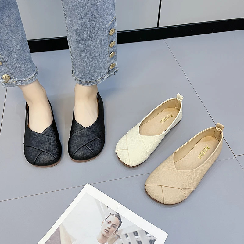 Womens Skating Patent Leather Soft Cushion Womens Casual Round Toes Cute Apartment Nurse Shoes Sports Shoes Spring and Autumn Fashion Ballet Dance Sho