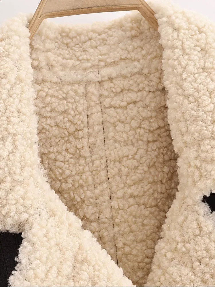 2024 European and American womens clothing Winter fashion slim fit allmatch motorcycle leather fur jacket 240823