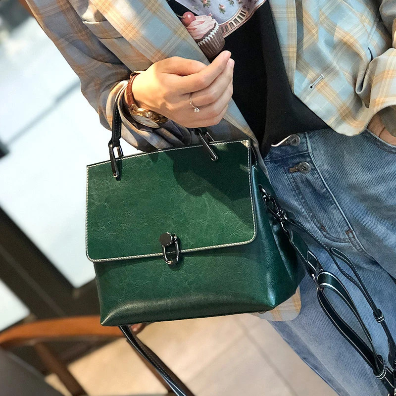 Toptrends Vintage Genuine Leather Wide Strap Shoulder Crossbody Bags For Women Trend Er Short Handle Ladies Handbags 240824
