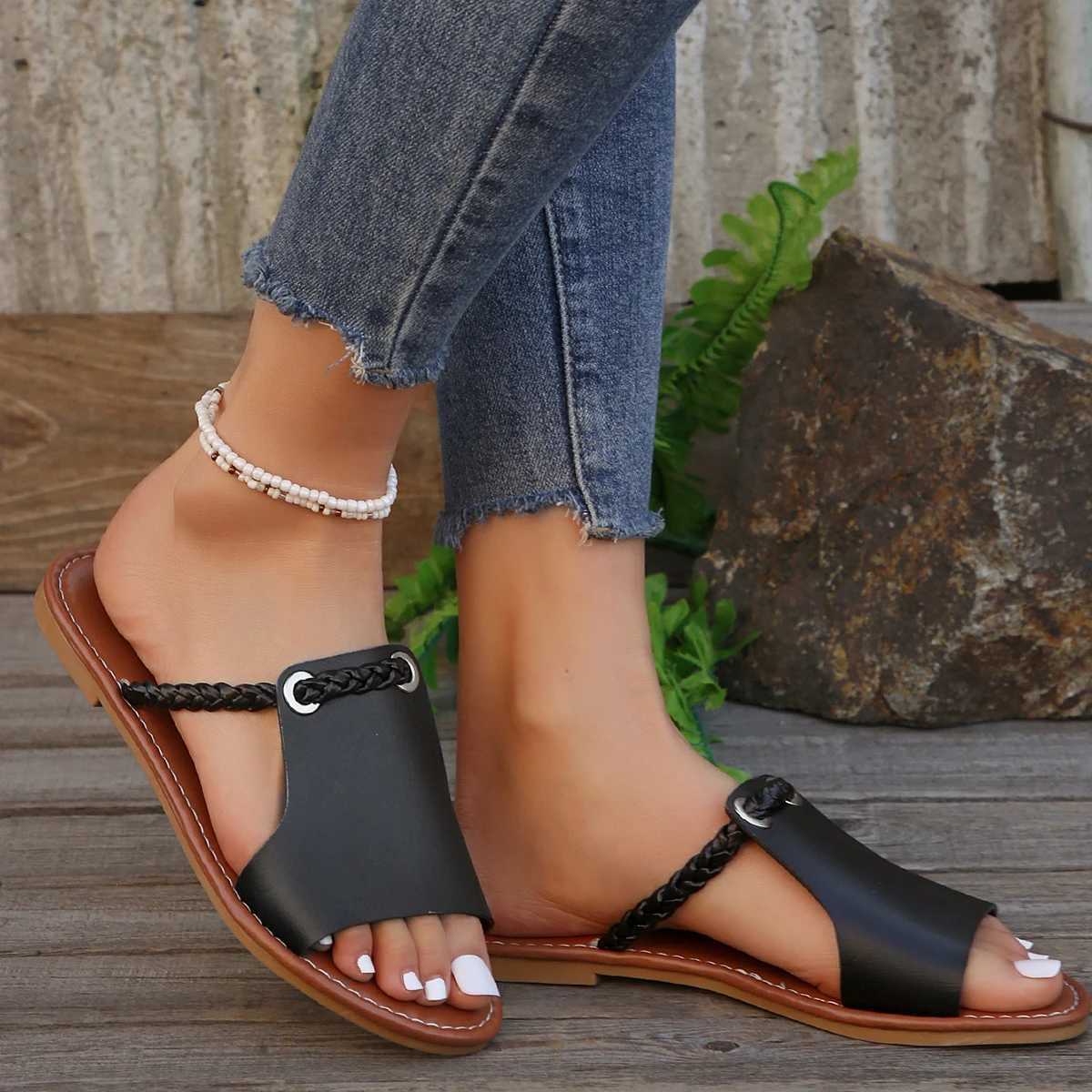 New Arrival Sandals womens apartment casual slippers summer shoes new fashion dress flip slippers beach bohemian shoes womens family slider T250108