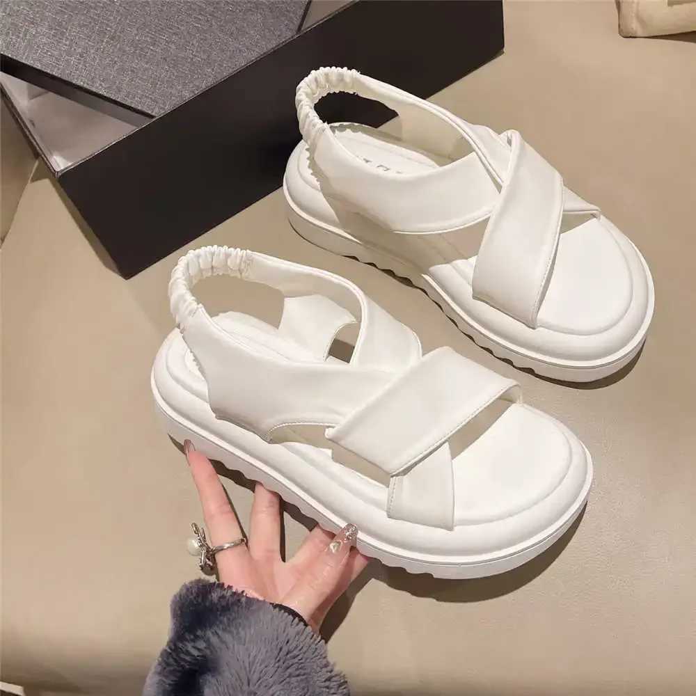 Number 40 Slip Resistant Slippers Luxury Designer Womens Tnis Shoes Summer Sandals Woman 2024 Sneakers Sports Vip Lofer CL240806