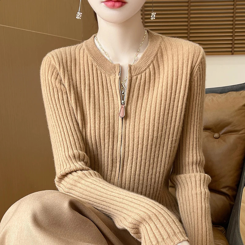 Womens Cardigan Autumn/Winter 100% Pure Wool Sweater Thickened Casual Zipper Knitted Clothes Round Neck Fit Tops Basic Blouse 240824