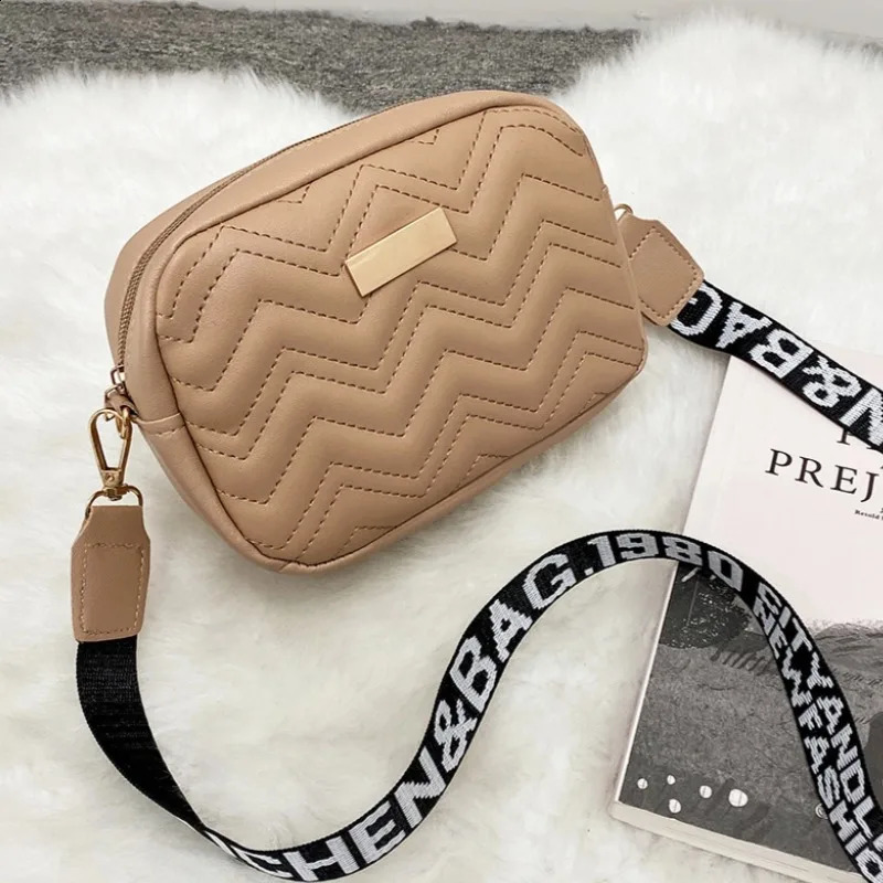 Rilibegan Embroidered Camera Bag PU Material Casual Small Square Versatile Single Shoulder Printed Strap 240823