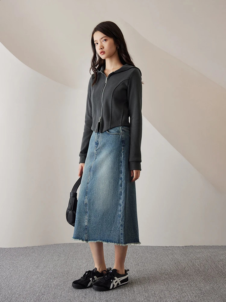 ZIQIAO Women Autumn Dark Grey Hoodies Double Zip Female Cropped Sweatshirt Jackets Short Simple Front Shoulder casual Tops 240824