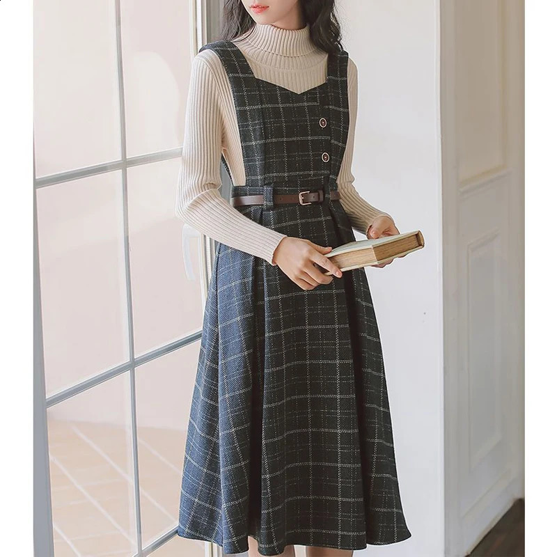 Vintage Plaid Print Belt Elegant Woolen Dresses for Women Autumn Winter Fashion Sleeveless Slim Pleated Midi Dress Vestidos 240824