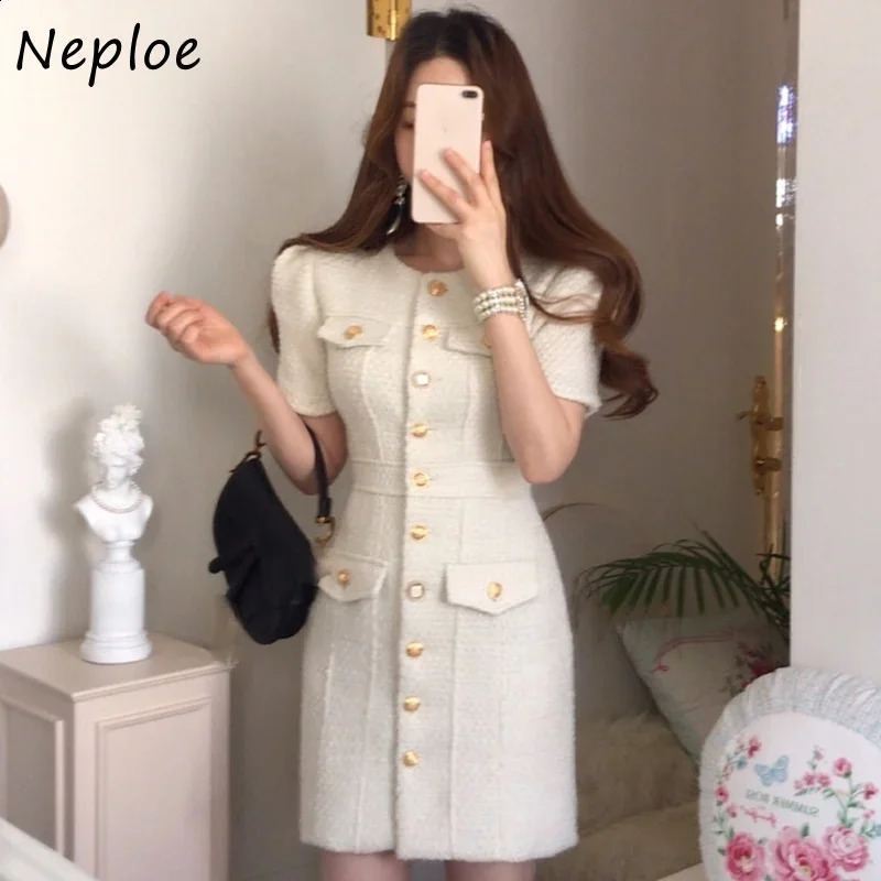 French Temperament Round Neck Robe Femme Chic Metal Buckle Slim Vestidos Mujer Short Sleeve Tweed Bodycon Dress Women 240824