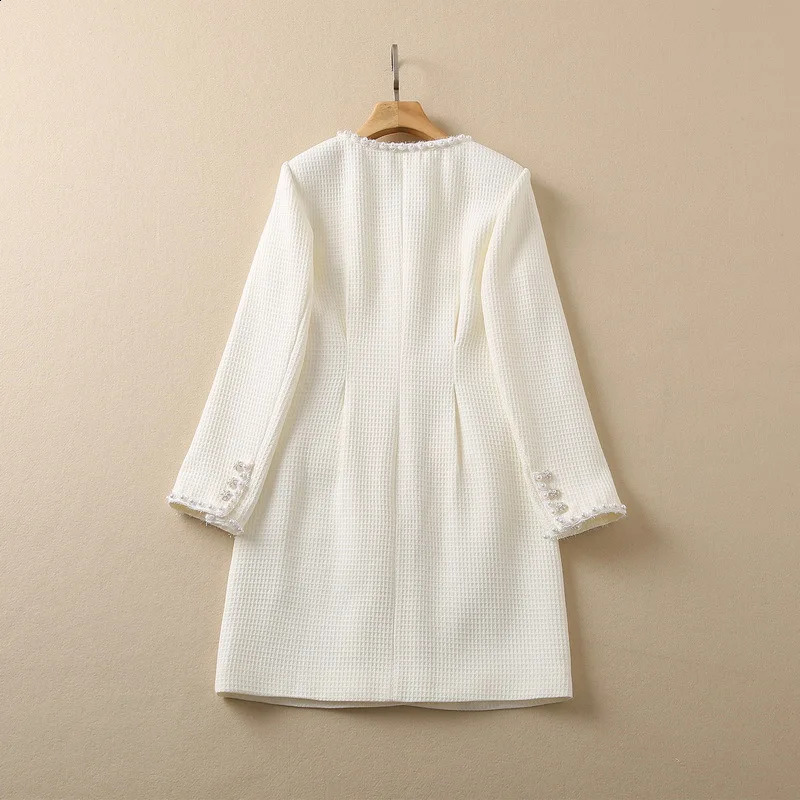 European and American womens wear for winter Long sleeve round neck nail bead single breasted fashionable tweed dress 240824