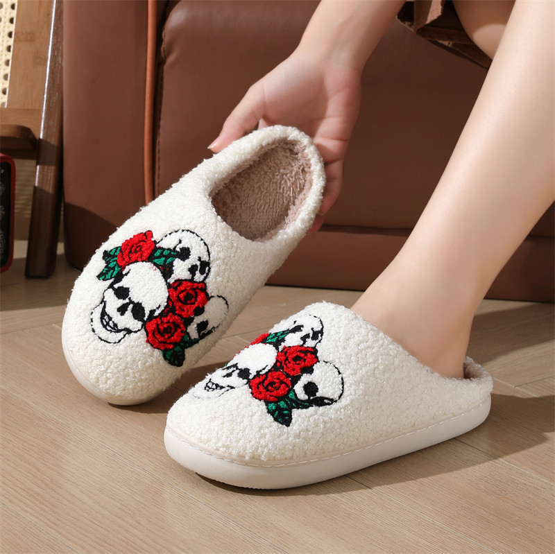 New Designer Halloween slippers women home fashion comfortable Flat Slides non-slip indoor warm cartoon funny skull cotton slipper winter Hot Sale