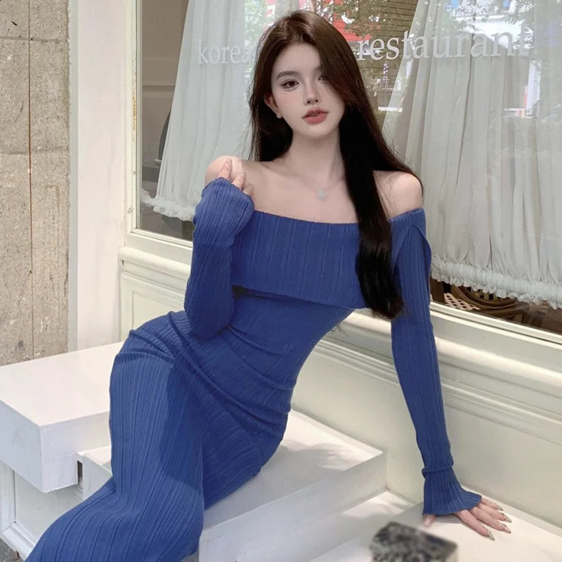 Off shoulder Long Sleeve Knitted Dress Woman Straight Shoulder Medium Length Hip Wrap Slim Fitting Sexy Slit Dress Leisure 240823