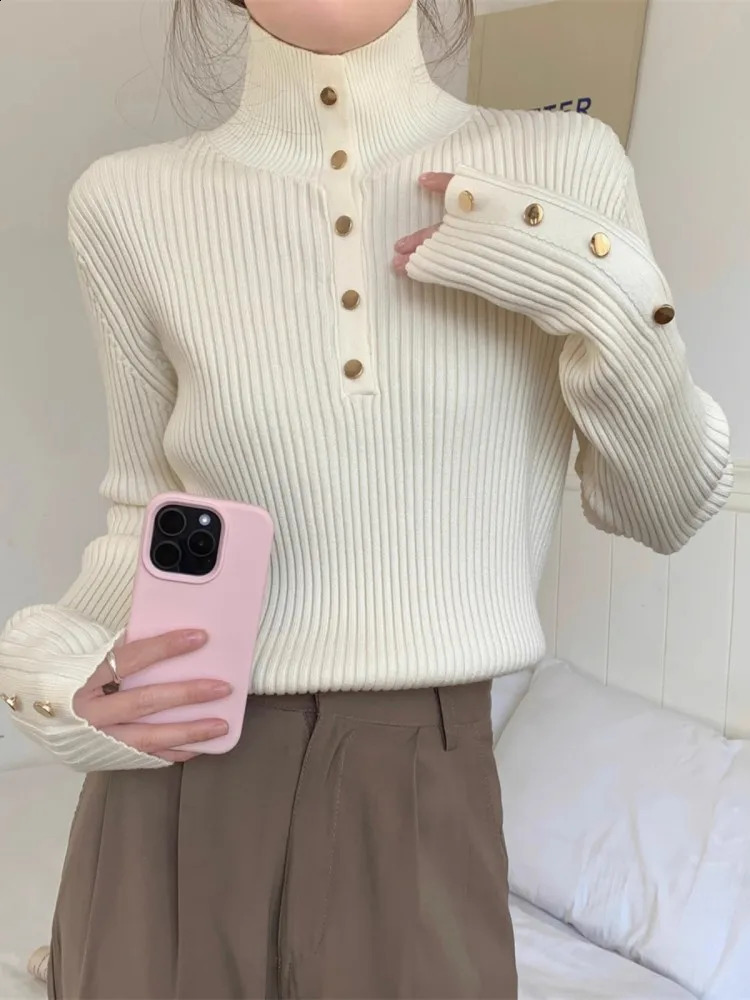 High Neck Metal Button Sweater WomenS Autumn And Winter Korean Version Slim Fit n Andy Velvet Inner Knit Sweater 240824