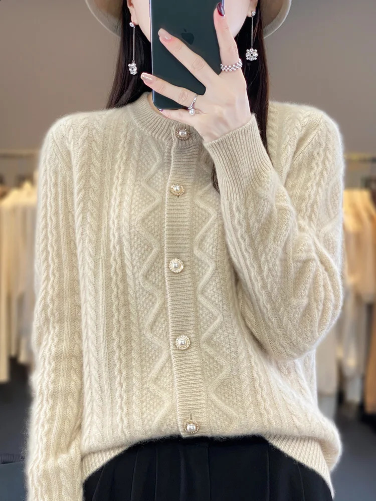 Autumn Winter Thick Sweater For Women 100% Merino Wool Cardigan O-Neck Long Sleeve Twist Flower Warm Cashmere Knitwear Tops 240824