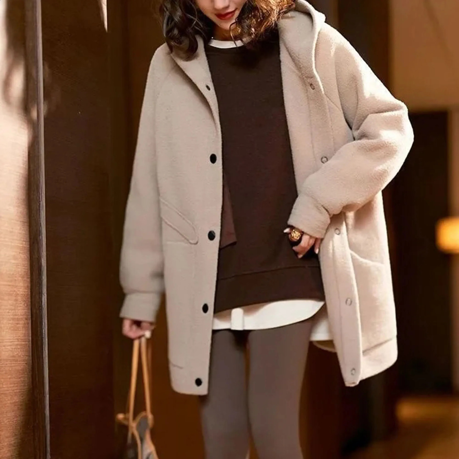 Mediumlength Hooded Jacket Womens Korean Style Versatile 2024 Autumn Winter Elegant Woolen Goods Loosefit Tops Coat Women 240823